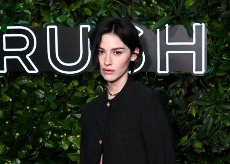 Gracie Abrams Shares Heartfelt Thoughts on Paul Mescal and ‘Hamnet’ in Sweet Moment About Her Relationship