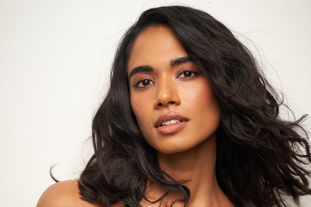 How Supriya Ganesh from 'The Pitt' Prioritizes Her Self-Care Routine with Weighted Blankets and Health Checks