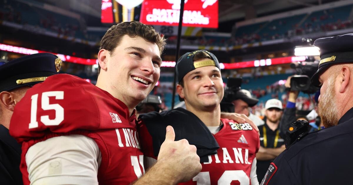 Indiana Backup QB Alberto Mendoza Joins Transfer Portal Shortly After Hoosiers' CFP Win