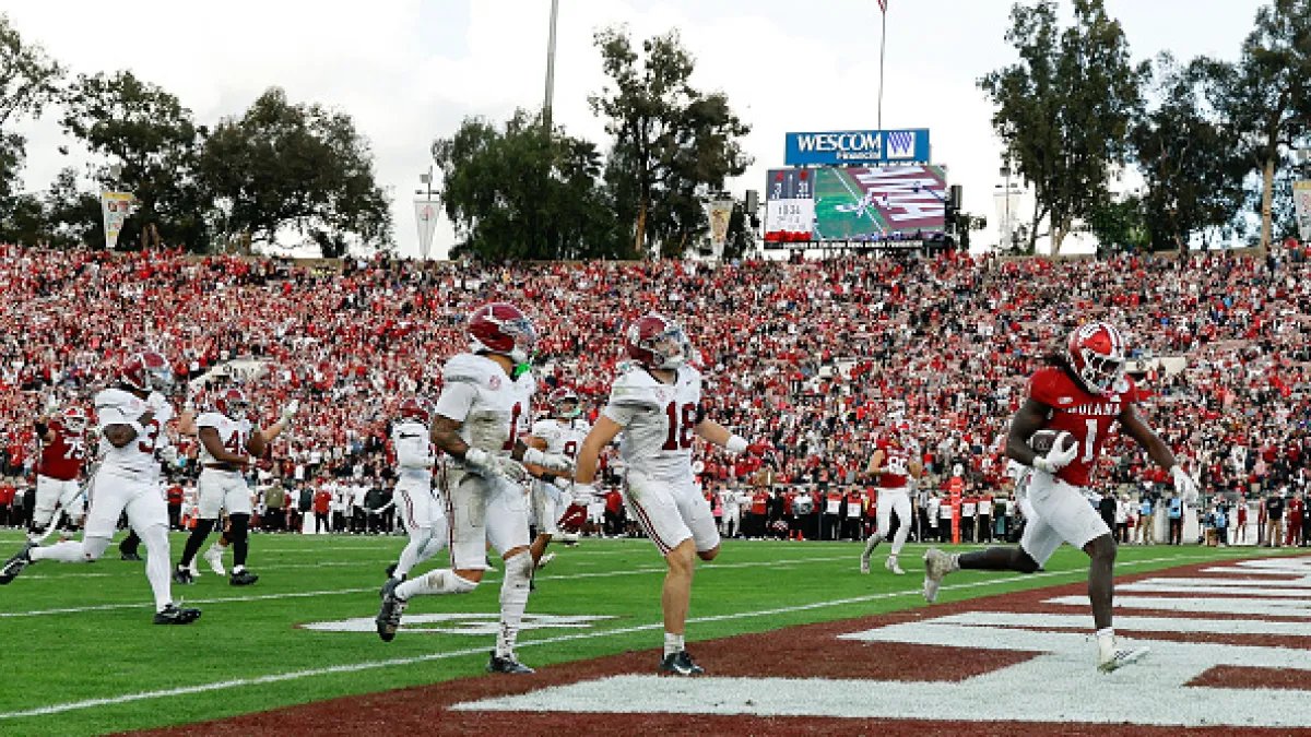 Indiana Dominates Alabama 38-3 for First Rose Bowl Win and a Spot in the CFP Semifinals