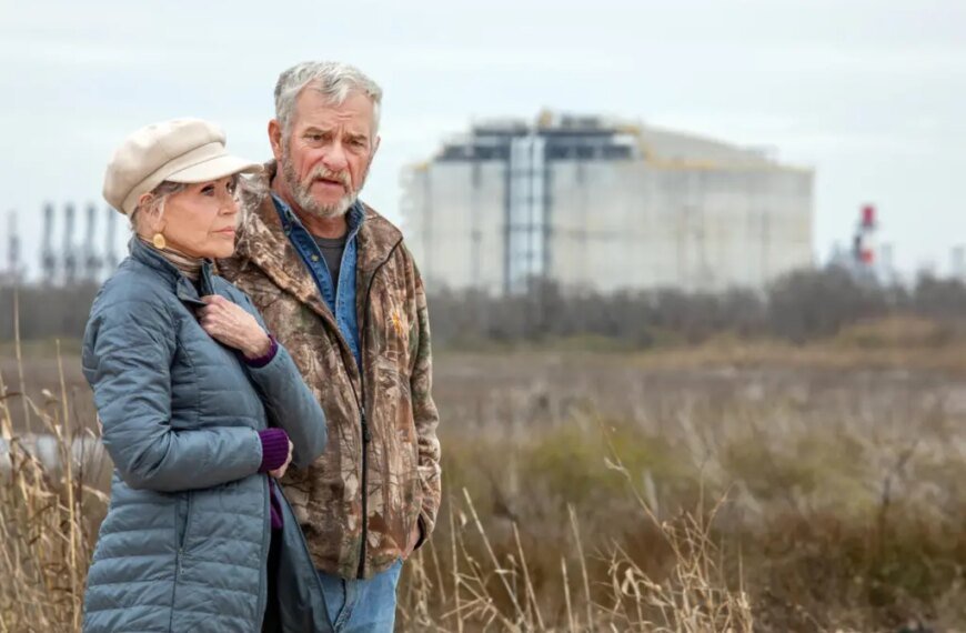 Jane Fonda Teams Up with Gulf Coast Communities in Environmental Battle in 'Gaslit' Trailer