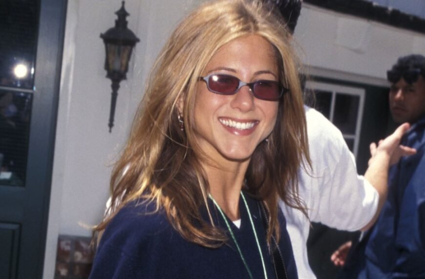 Jennifer Aniston's Stylish '90s Boots Are Back — How to Get the Look for Under $400
