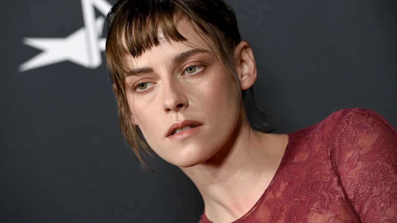 Kristen Stewart Shows How This Affordable Staple Can Refresh Your Spring 2026 Wardrobe