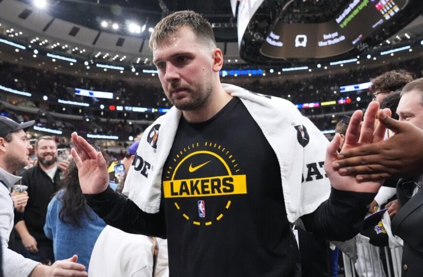 Lakers Star Luka Doncic Sustains Left Leg Injury After Slipping in Cleveland
