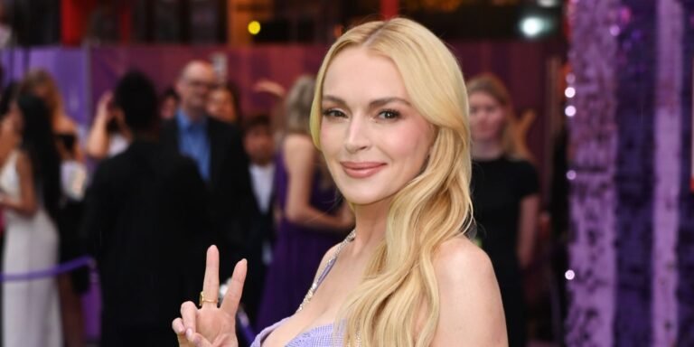 Lindsay Lohan Gives a Nod to the Trendy Soap Nail Look for Your New Year's Manicure