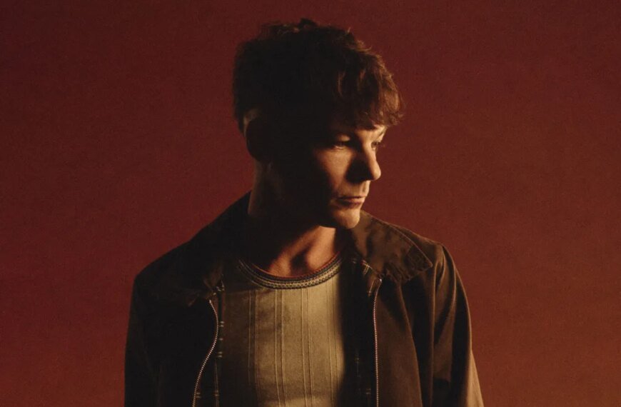 Louis Tomlinson Expresses Gratitude to Fans for Helping His Album Reach U.K. No. 1