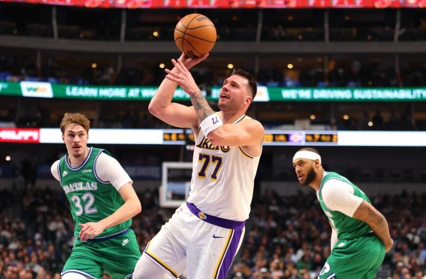 Luka Doncic Shines with 33 Points as Mavericks Fall to Lakers in Thrilling Comeback