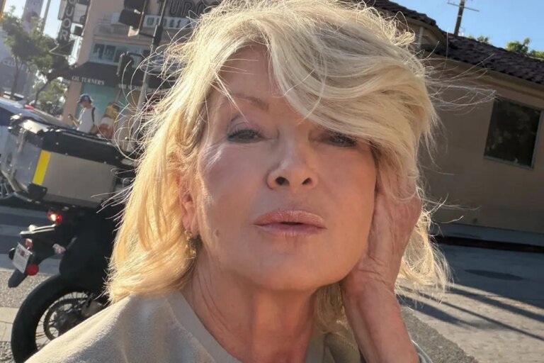 Martha Stewart, 84, shares her thoughts on plastic surgery rumors