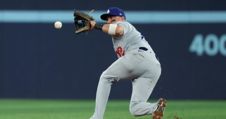 Miguel Rojas of the Dodgers Will Sit Out the World Baseball Classic