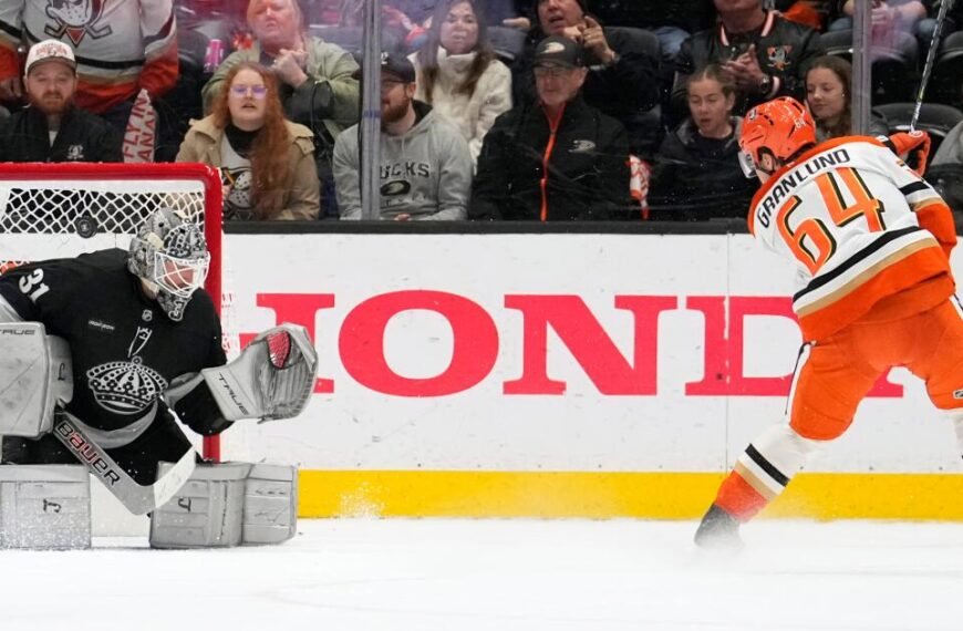 Mikael Granlund’s Overtime Goal Leads Ducks to Consecutive Victory Over Kings