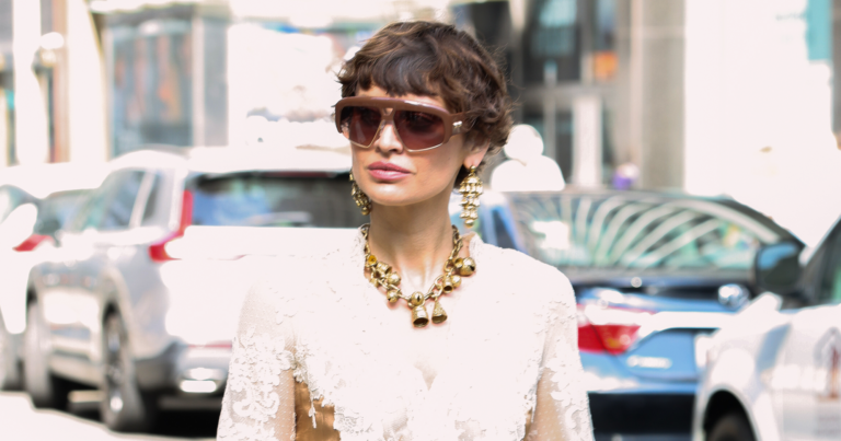 New York Fashion Week Street Style: Inspiring Outfits for Seasonal Changes