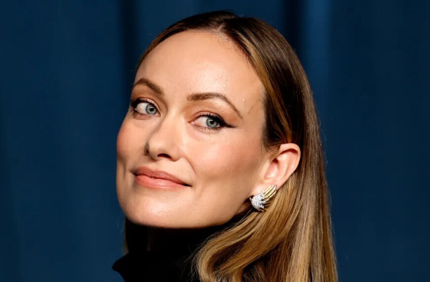 Olivia Wilde's Stylish Plaid Trousers That Feel as Cozy as Pajamas