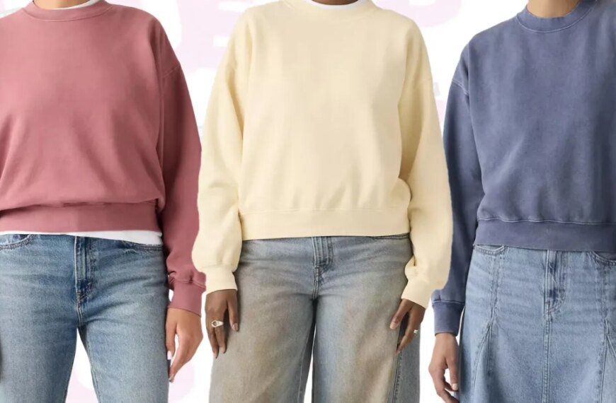 Say Goodbye to Itchy Sweaters with This Cozy Fleece Sweatshirt for Your Closet Upgrade