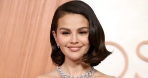 Selena Gomez Shares a Refreshing Makeup-Free Selfie Celebrating Her Natural Beauty