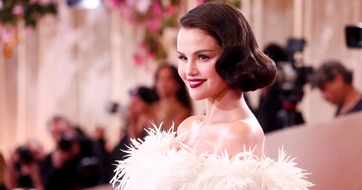 Selena Gomez Swears By This Affordable $29 Cream for Her Stunning Golden Globes Look