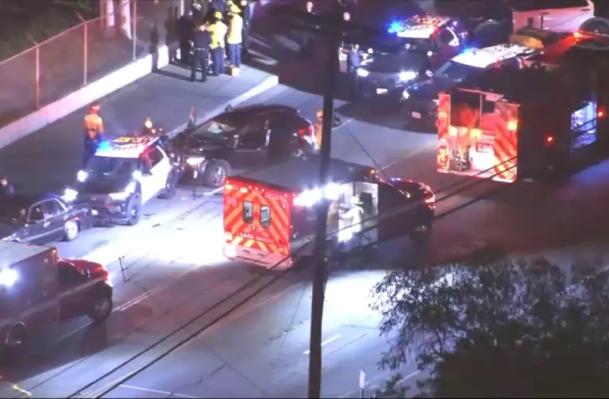 Several Officers Hurt in Pacoima Car Accident