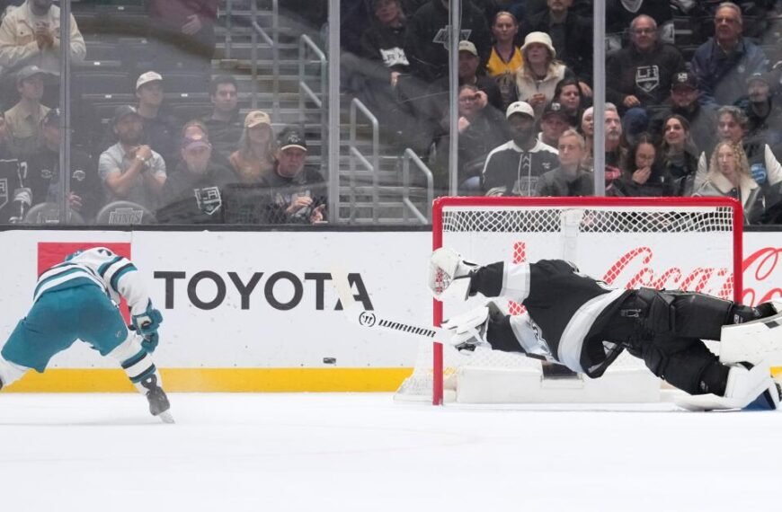 Sharks Come From Behind to Defeat Kings Late in the Game