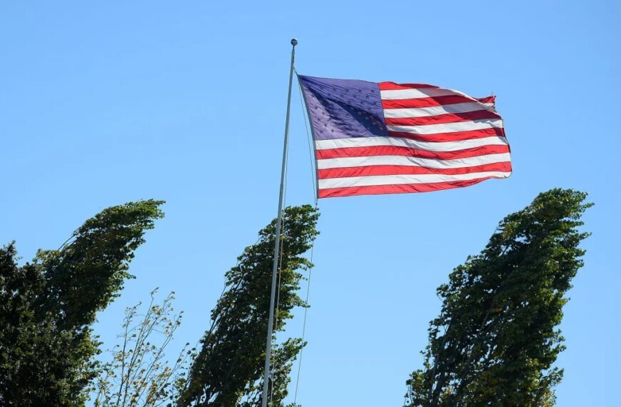 Southern California Weekend Forecast: Santa Ana Winds Bring Warmer Temperatures