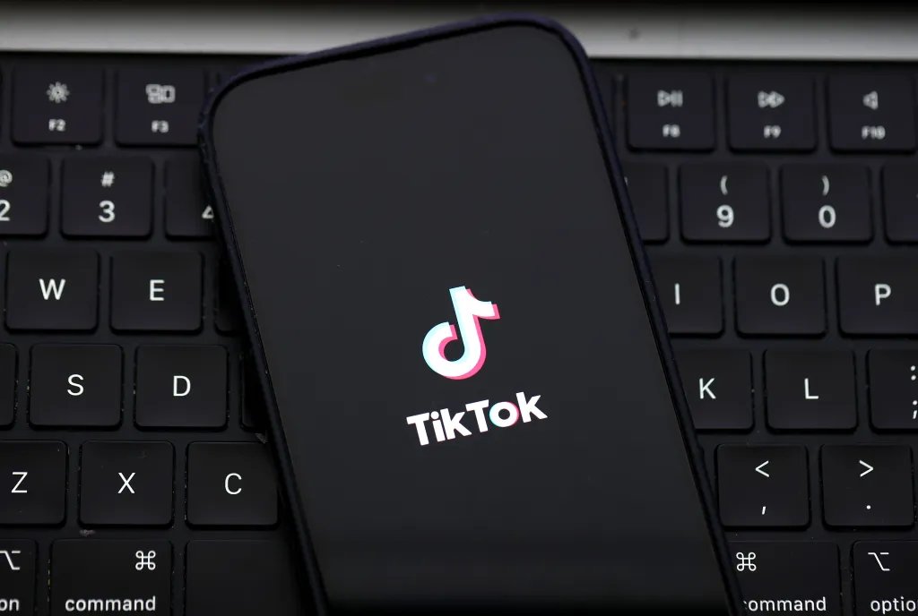 TikTok Partners with U.S. Firm for New Joint Venture, Oracle Takes a 15% Stake