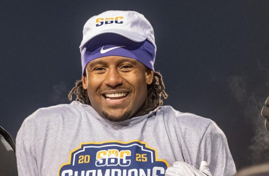 UCLA Welcomes James Madison Running Back Wayne Knight as a Key Transfer addition