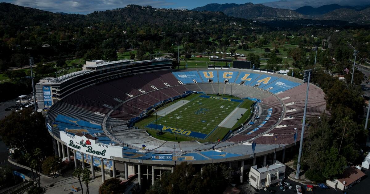 UCLA and SoFi Stadium Explore Possibility of Bruins Moving from the Rose Bowl in 2024