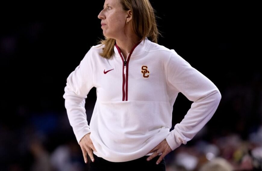 USC Women's Team Falls Short After Strong Start Against Oregon
