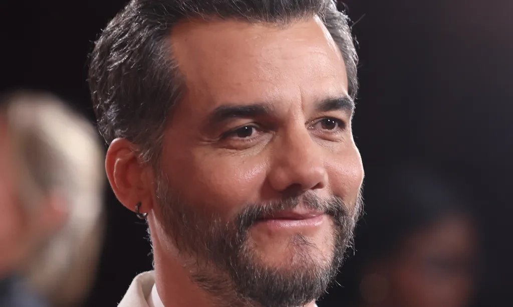 Wagner Moura Makes History as First Brazilian to Win Golden Globe for Best Actor in a Drama, Honors Those Who Stand by Their Values in Tough Times
