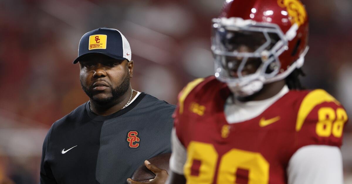 Why USC Should Hire a New Defensive Coordinator from Outside the Program