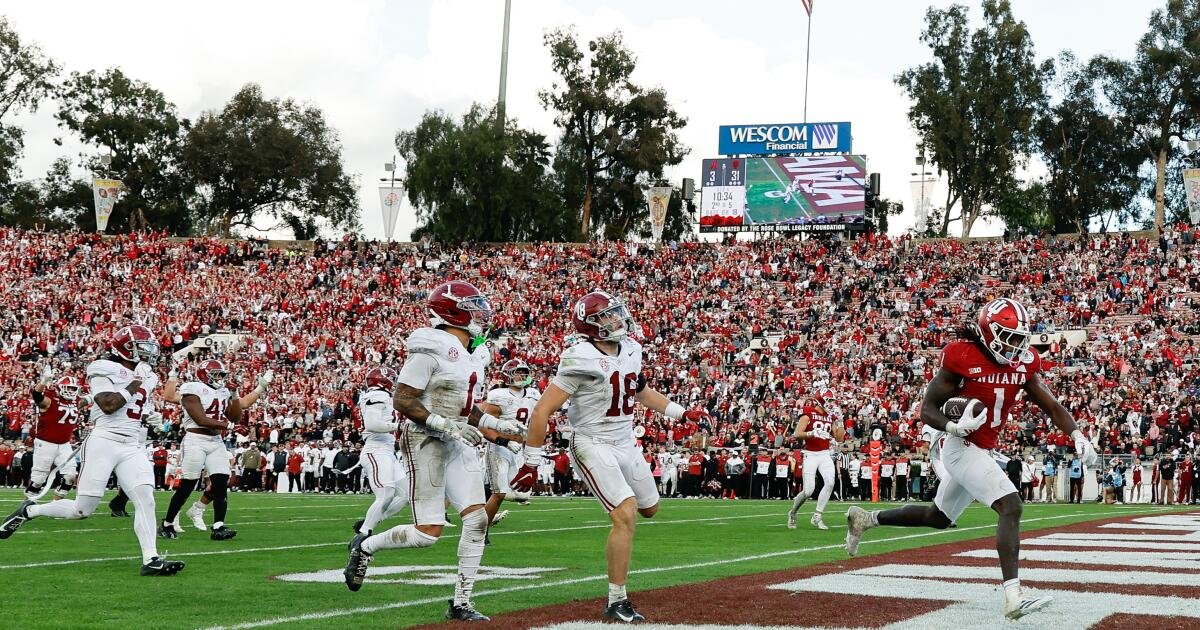 Why We Should Cherish the Rose Bowl in College Football