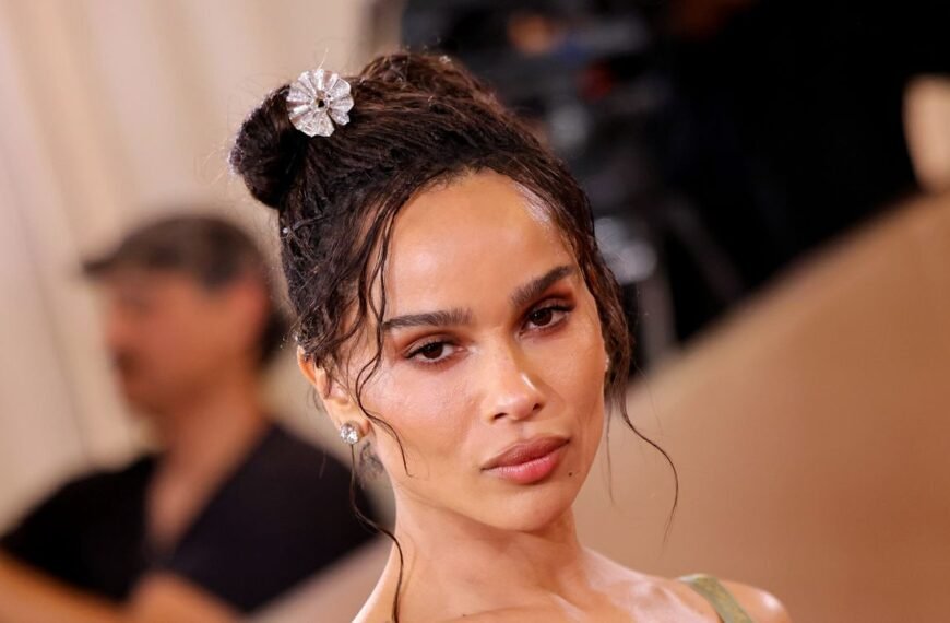 Zoë Kravitz Expresses Her Feelings About Harry Styles During Engagement Speculations