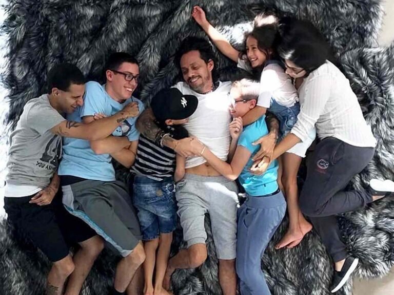 A Closer Look at Marc Anthony's 7 Children and the Baby on the Way