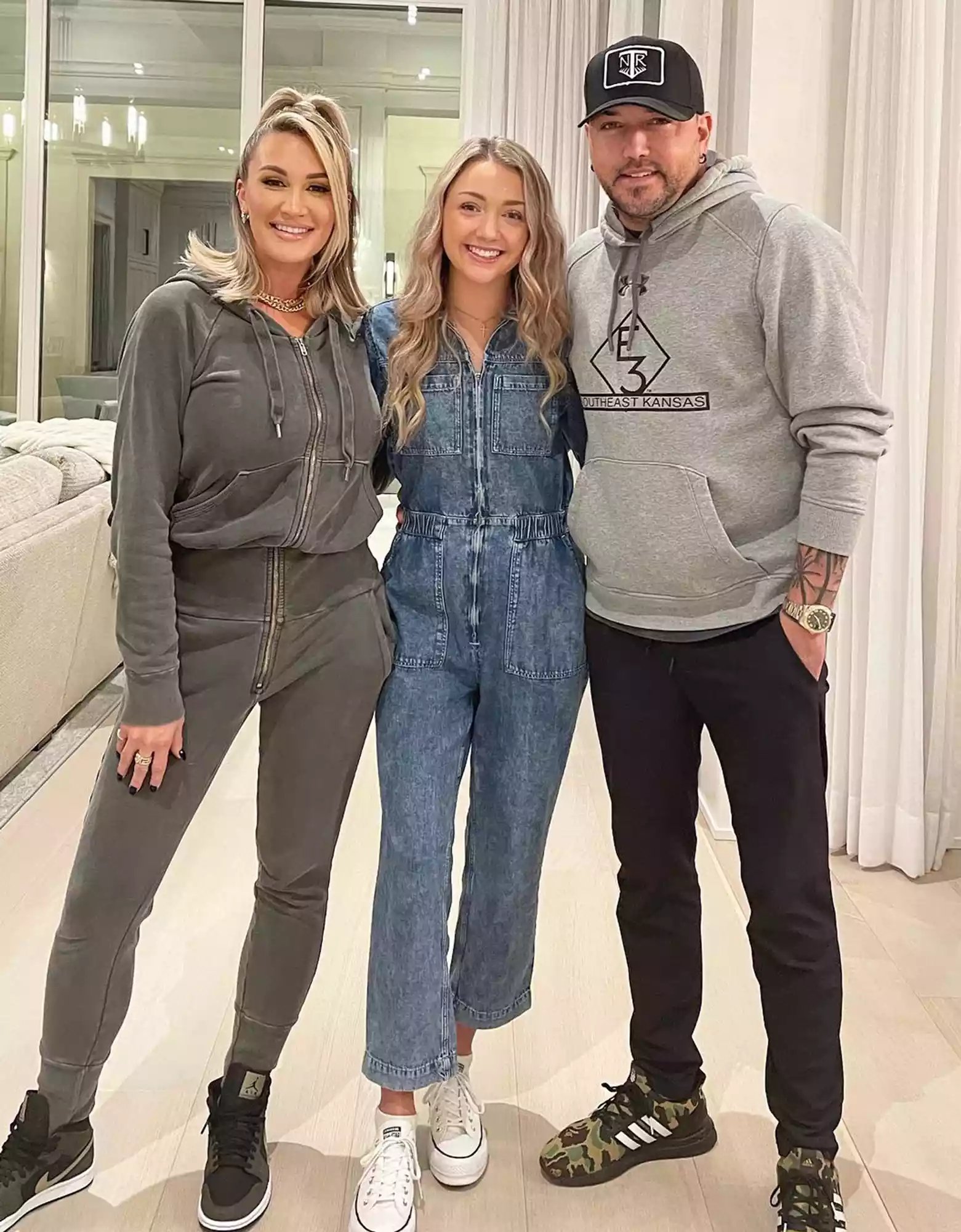 Brittany Aldean, Jason Aldean, and Keely Williams