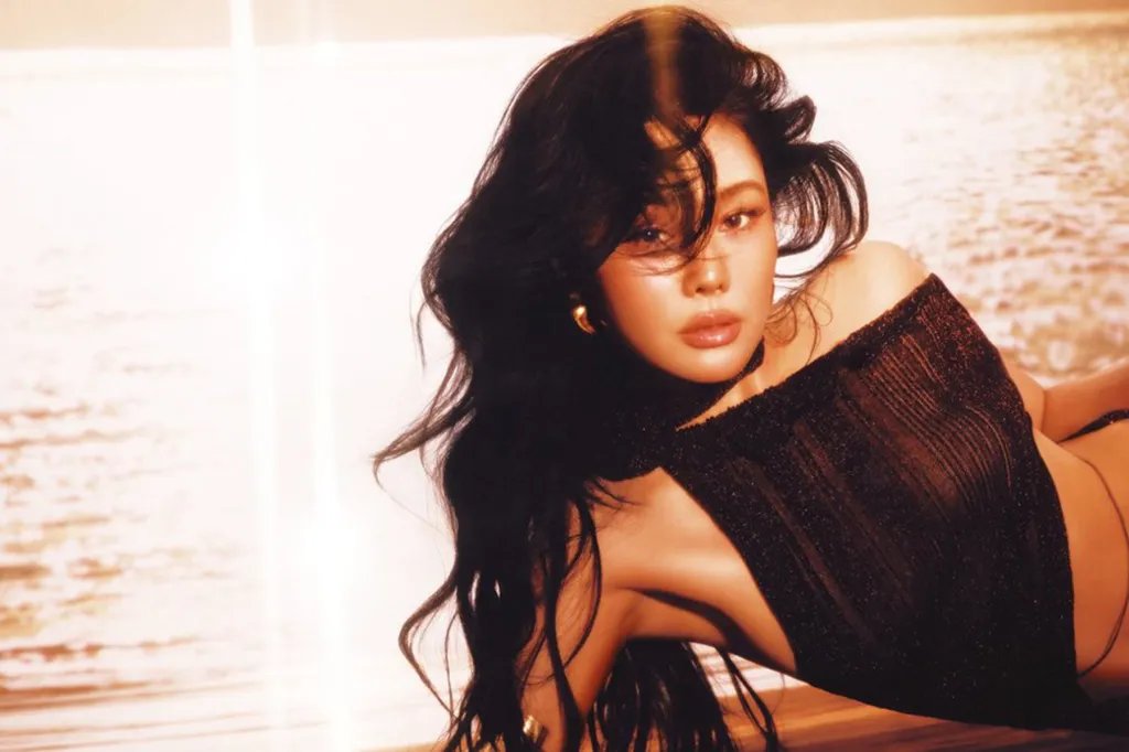 TIA RAY Is Back with a Unique English Album, ‘NEW DAY’