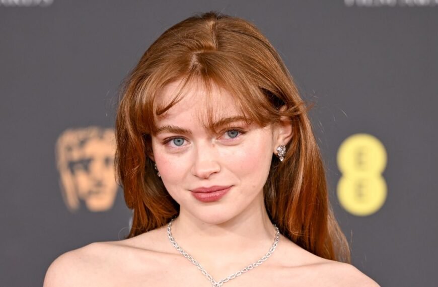 Sadie Sink Stuns in a Mint Green Gown with a Delicate Ribbon at the 2026 BAFTAs