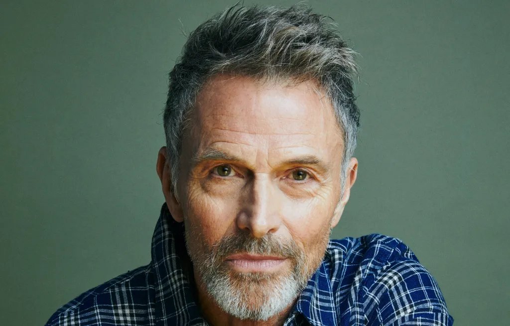 Tim Daly and Téa Leoni Join Forces in NBC Comedy Pilot 'Newlyweds' Directed by Pam Fryman