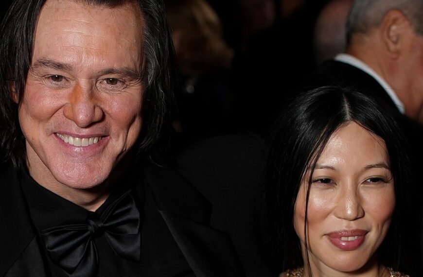Jim Carrey Celebrates His Wonderful Girlfriend Min Ah at Their First Public Outing Together