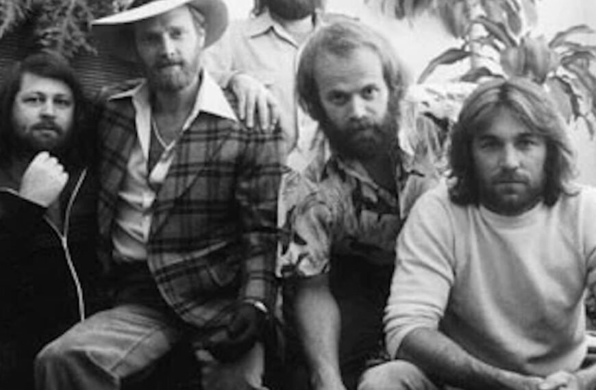 A Look Back at the Beach Boys' Santa Monica Clubhouse Experience