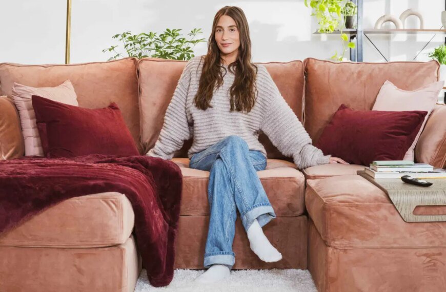 Amanda Batula Shares How She's Embracing Life in Full Color After Her Split from Kyle Cooke