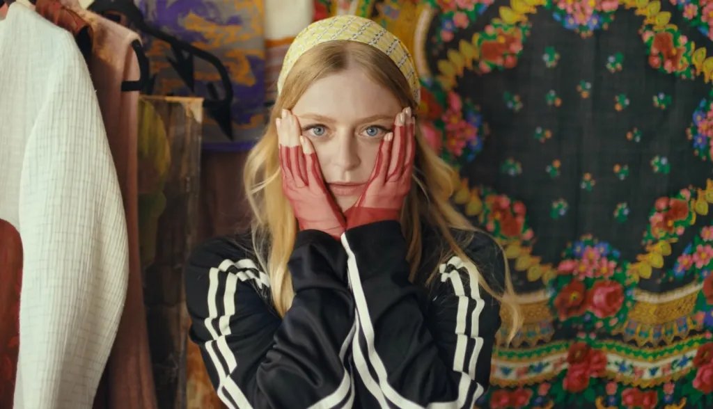 Anna Baryshnikov Steps into the Spotlight with ‘Idiotka’ After Over a Decade in the Ensemble