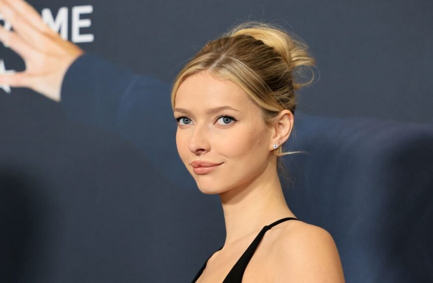 Apple Martin Channels Gwyneth Paltrow's Iconic '90s Style with a Classic Updo and Chic Bikini