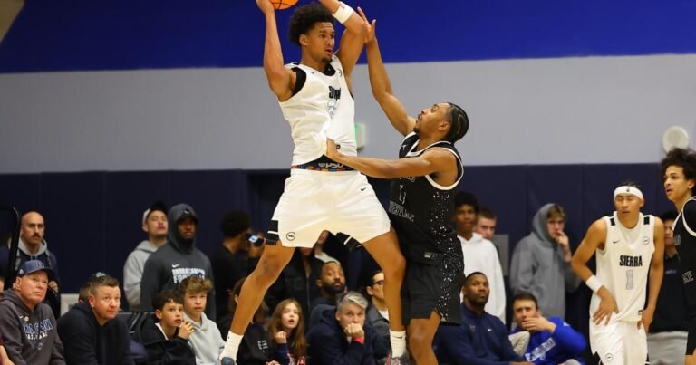 Basketball Teams to Watch as the Playoffs Approach