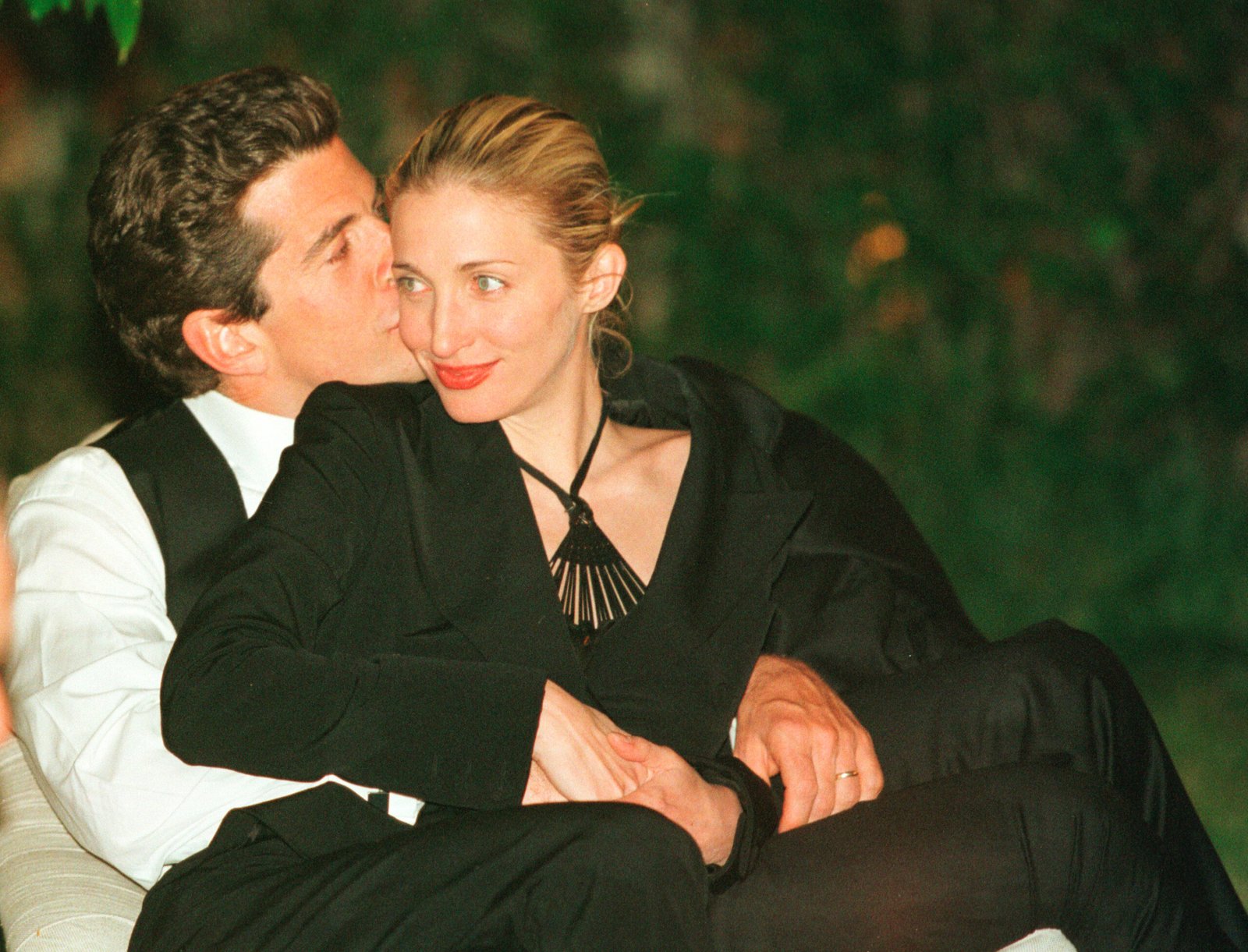 Carolyn Bessette-Kennedy's Timeless 'Cranberry Sauce Out of a Can' Lip Color is Still a Stylish Choice