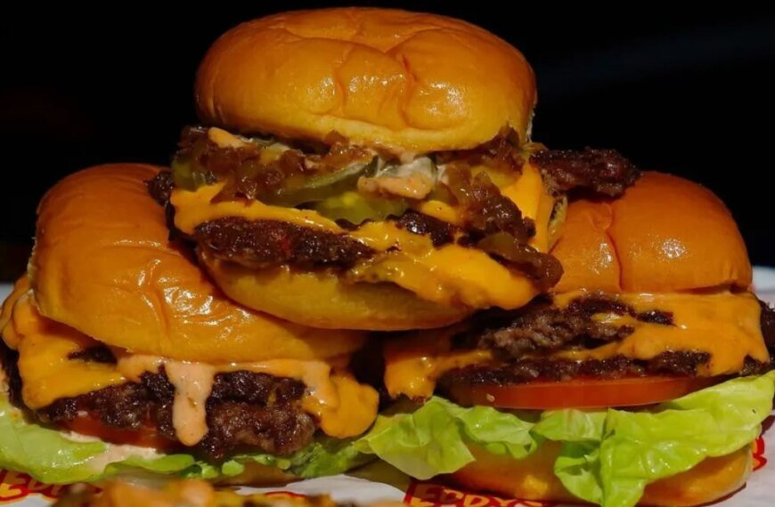 Chris N' Eddy's Delicious Smash Burger Restaurant Expands to Glendale and Van Nuys