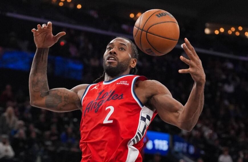 Clippers Fall Short in Close Match Against the 76ers