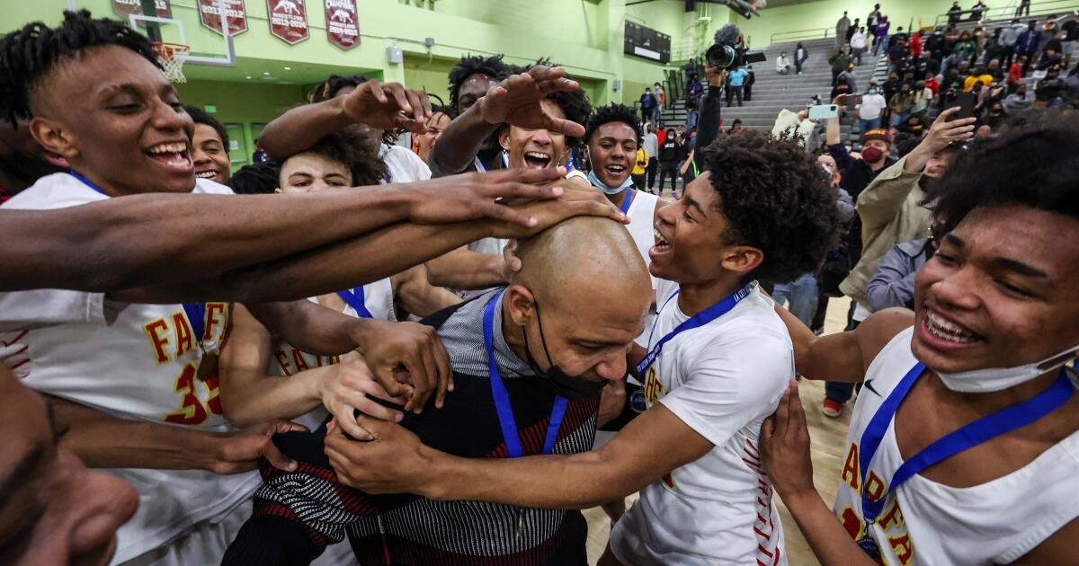 Coach Reggie Morris Jr. Aims to Unite Redondo Union with His Bow Ties