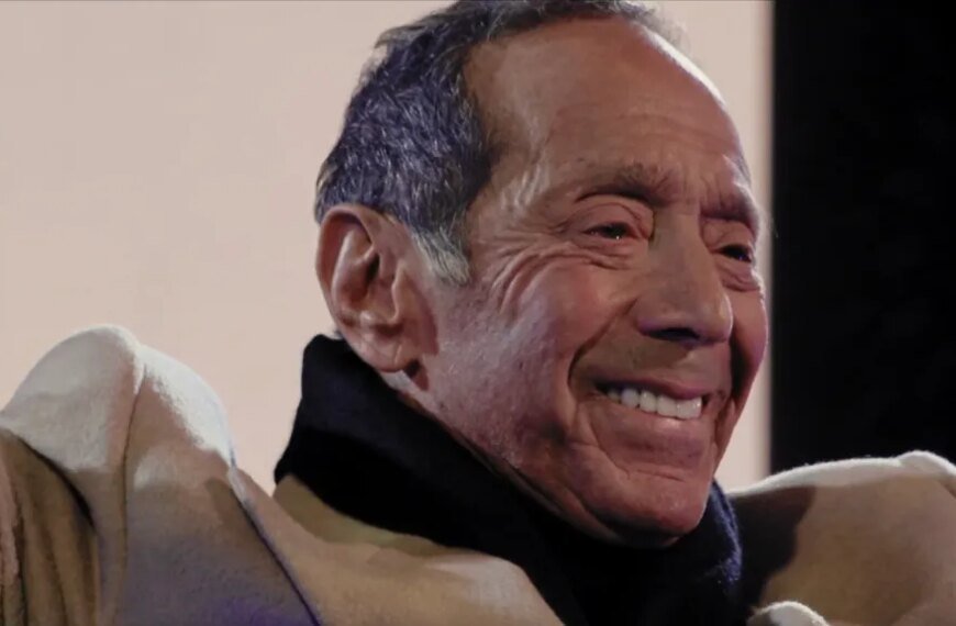 Is Paramount’s Latest Move at WBD Just an Old Vegas Strategy? Insights from Paul Anka