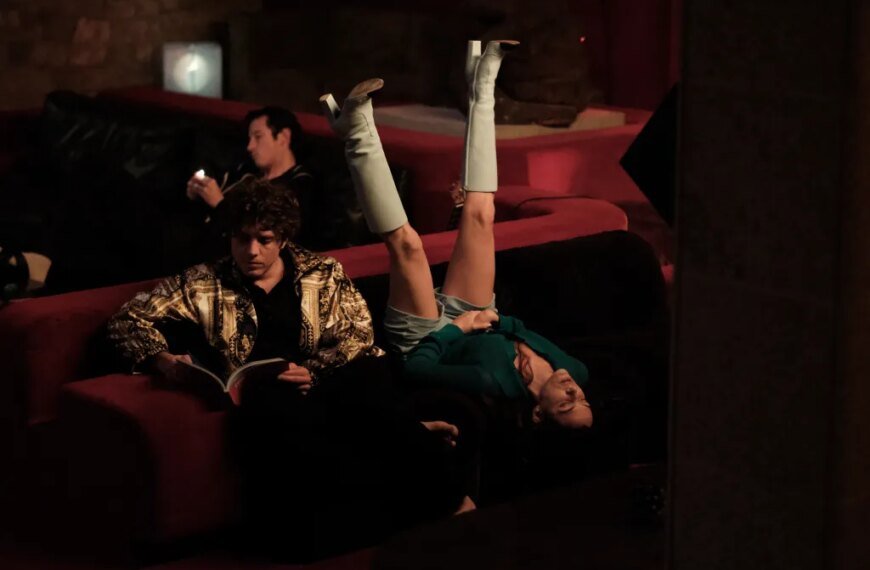 Karim Aïnouz's Darkly Humorous Take on Love: A Review of Rosebush Pruning at the Berlin Film Festival