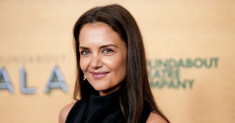 Katie Holmes' Stylish Comfy Trousers: A 2026 Denim Alternative That's Just $17