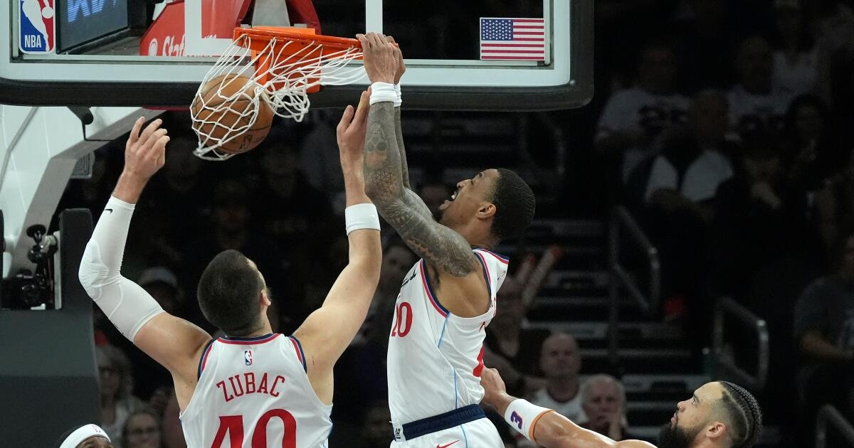 Kawhi Leonard Leads Clippers to Victory Over Suns Without James Harden