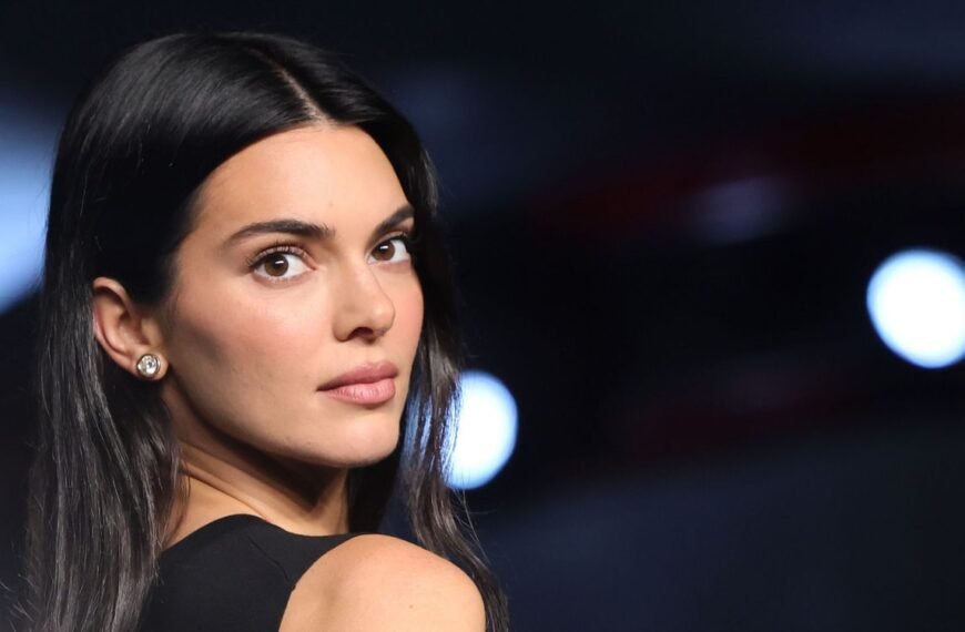 Kendall Jenner's New Look: Semi-Bleached Brows and an Apron